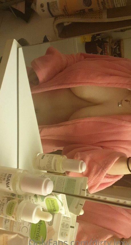 dirty lexy model erotic photo