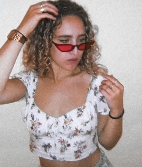 uxiaa 16 erotic actress picture