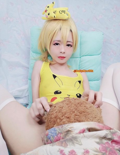 DollyMew pornstar xxx pic