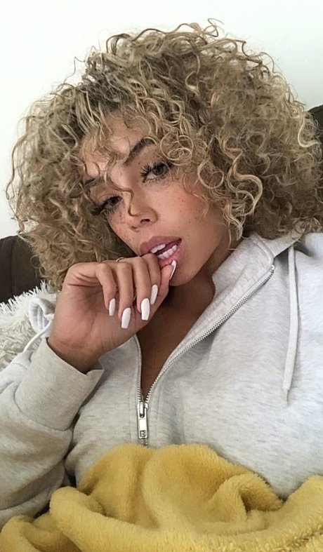 Alysse Joyner hd model archive