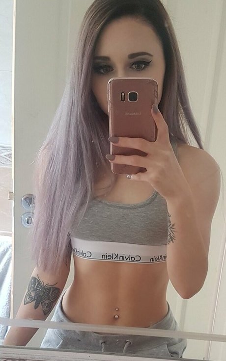 Lunar xo pornstar adult photo
