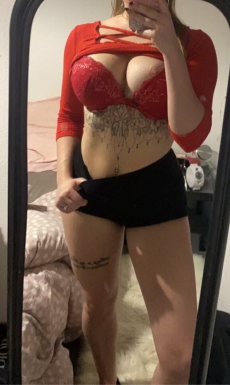 Enjoy x adult model picture