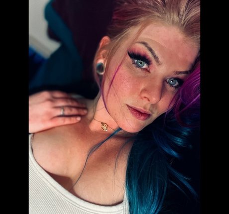 Daisyxdee art pornstar image
