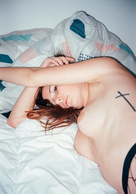 Pauline Santamaria top pornstar photo