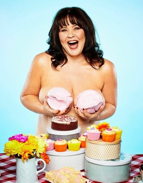 Supposedly Coleen Nolan beautiful model img