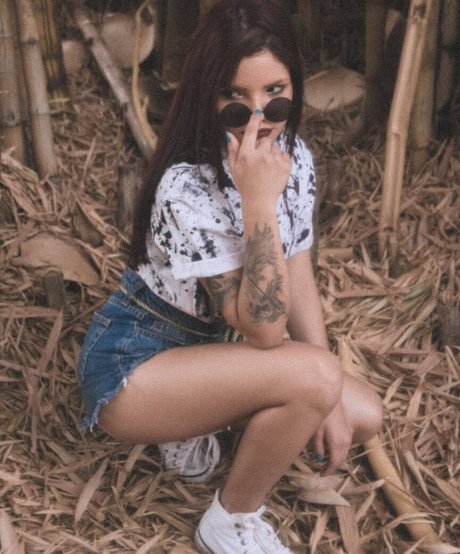 Jessie Cardim star xxx picture