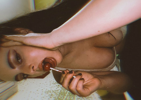 Didii1997 pretty pornstar pictures