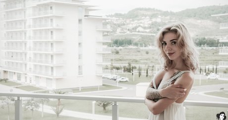 Elisarose model nice picture