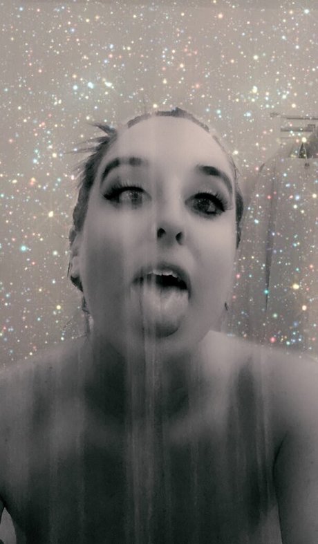 Twins Clever Clover star high quality gallery