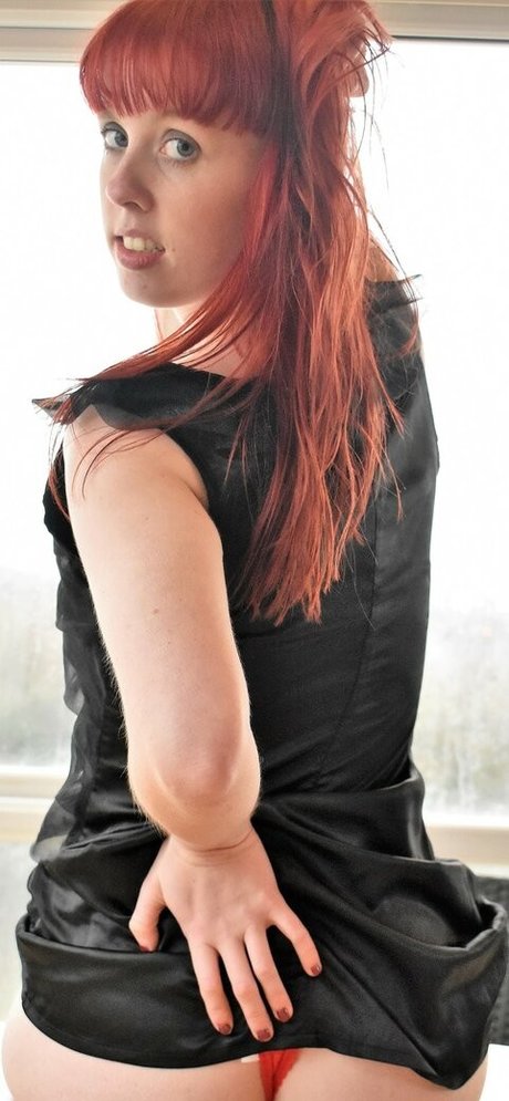 holly12x adult model pictures