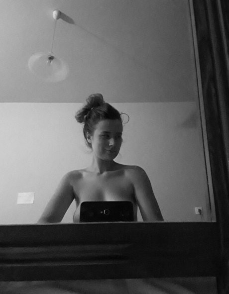 Italkwho model sexy image