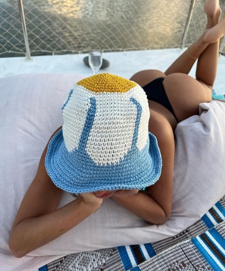 Bruna Marquezine star hd gallery