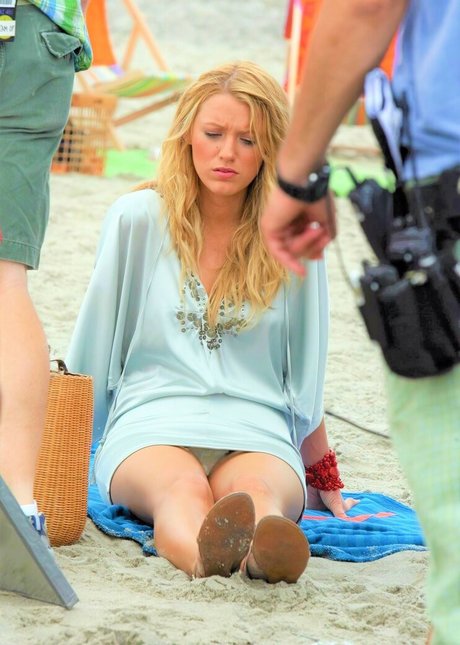 Blake Lively model sexy images