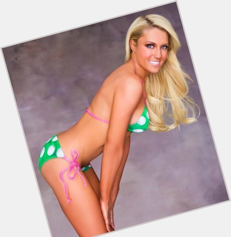 Natalie Gulbis star pretty photos