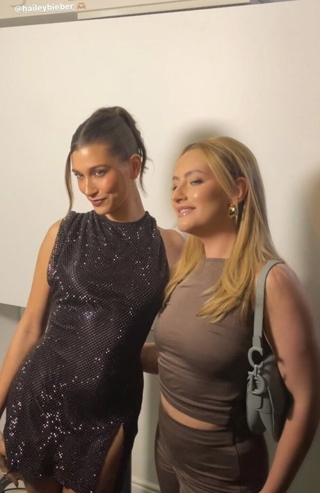 Amelia Dimoldenberg pornstar pretty galleries