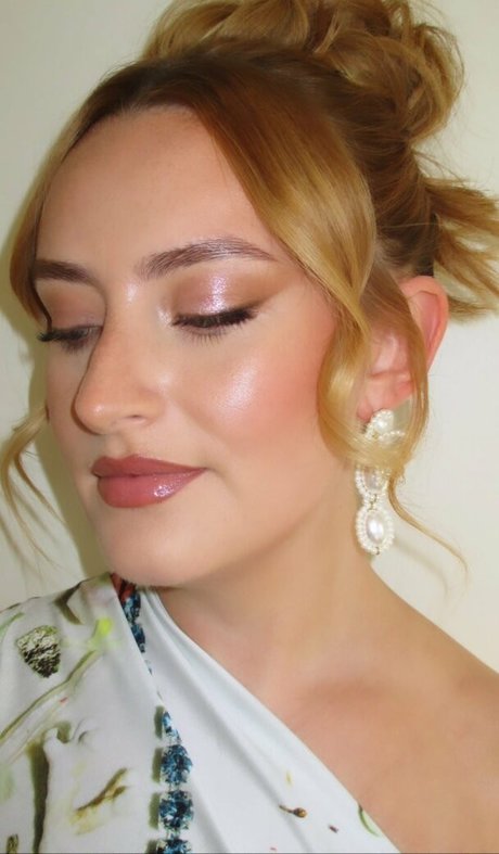 Amelia Dimoldenberg model pornographic image