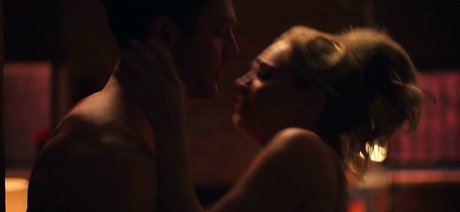 Kaley Cuoco pornstar hot picture