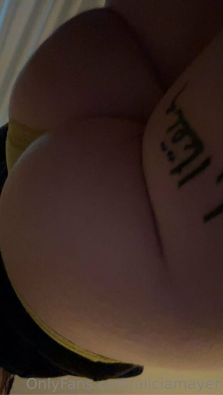 aliciamayer exclusive star pic