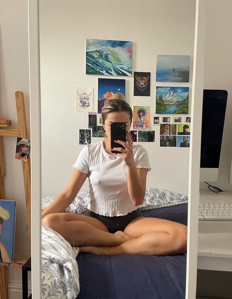 Ailish Morrison model nice galleries