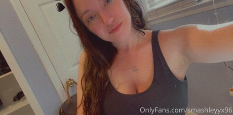 smashleyyx96 model hot pics