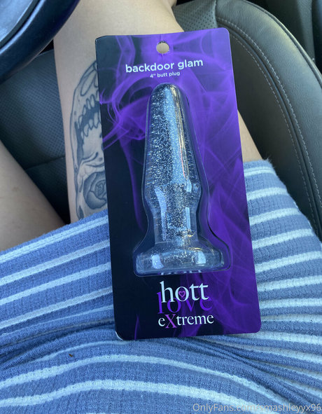 smashleyyx96 model pretty pics