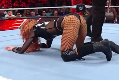 Becky Lynch sexy actress pic