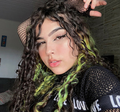 MaimyNyan erotic star img