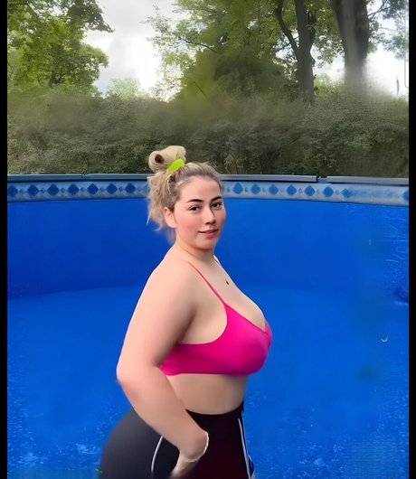 Stephanie Reyes sex star galleries