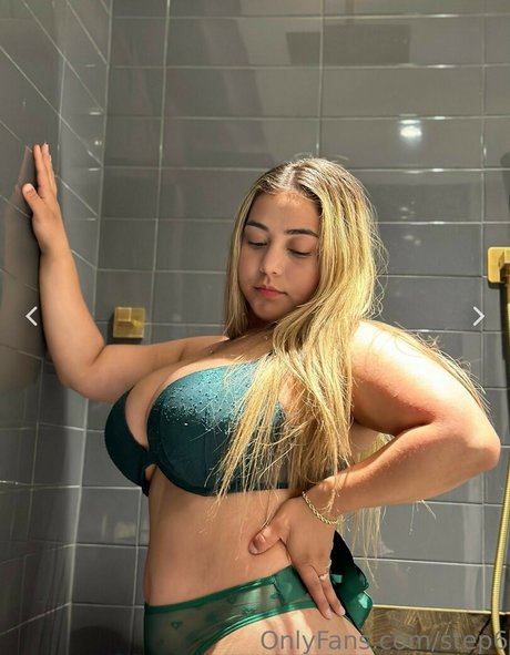 Stephanie Reyes top pornstar img