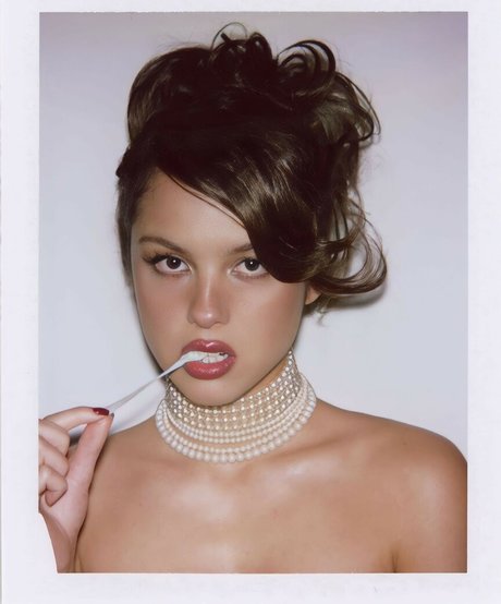 Olivia Rodrigo star hd images