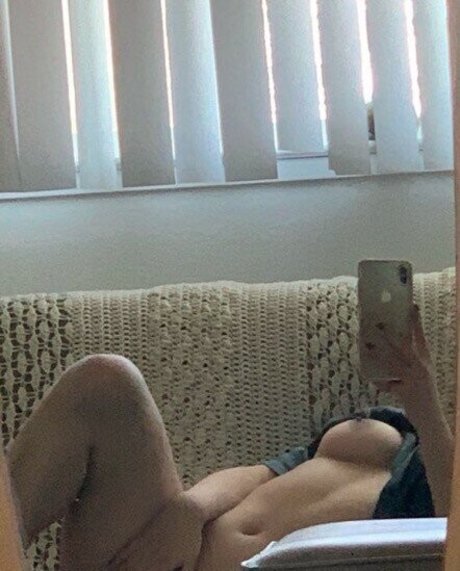 Corbxnxx star pornographic images