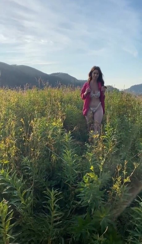 Maddison Noel star nude picture