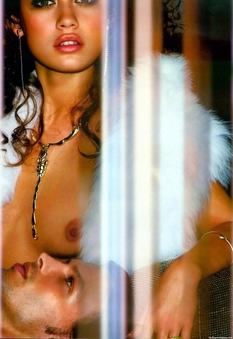 Olga Kurylenko adult actress pics