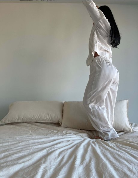 Julia Kelly xxx actress galleries