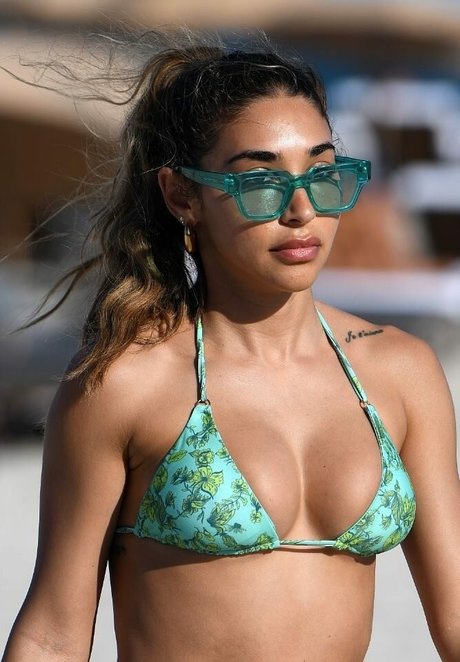 Chantel Jeffries sexy model pic
