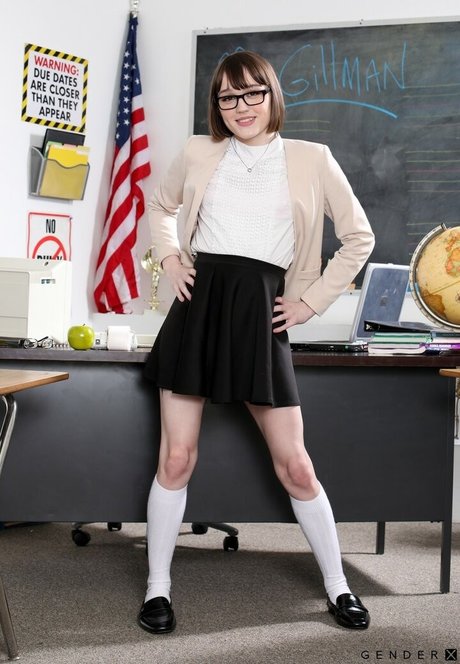 Claire Tennebrarum hd actress image