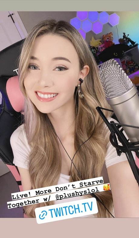 Dizzykitten model exclusive image