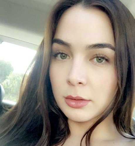 blairwilliams hot model image