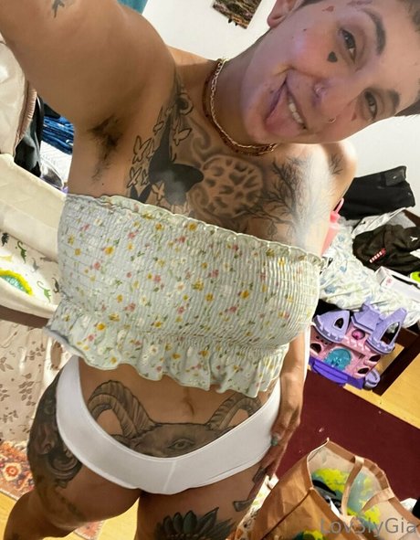 lovelygia high quality actress pics