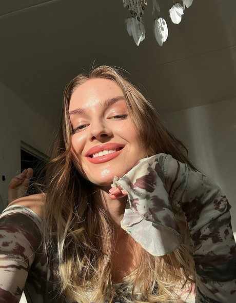 hooters onlyfans hot sexy galleries