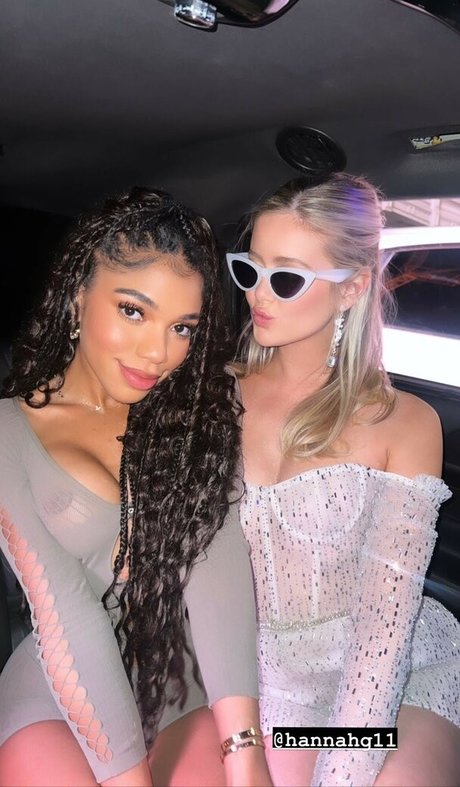 Teala Dunn model nude images