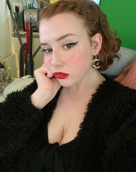 Gemothy xxx model pics