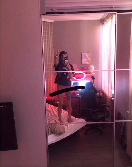 Morana Battory free star picture