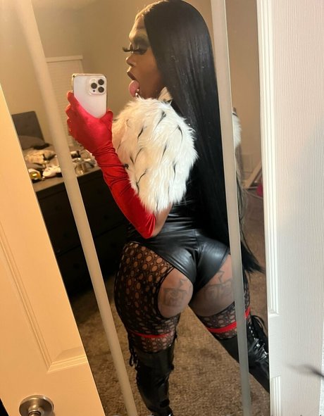 fmereloaded star nudes photo