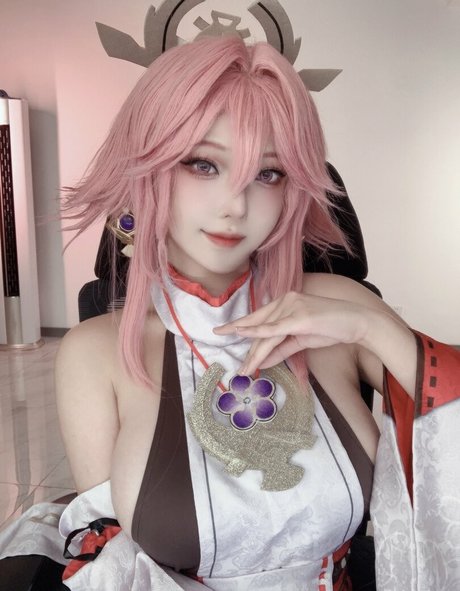 Takomayuyi porn model photo