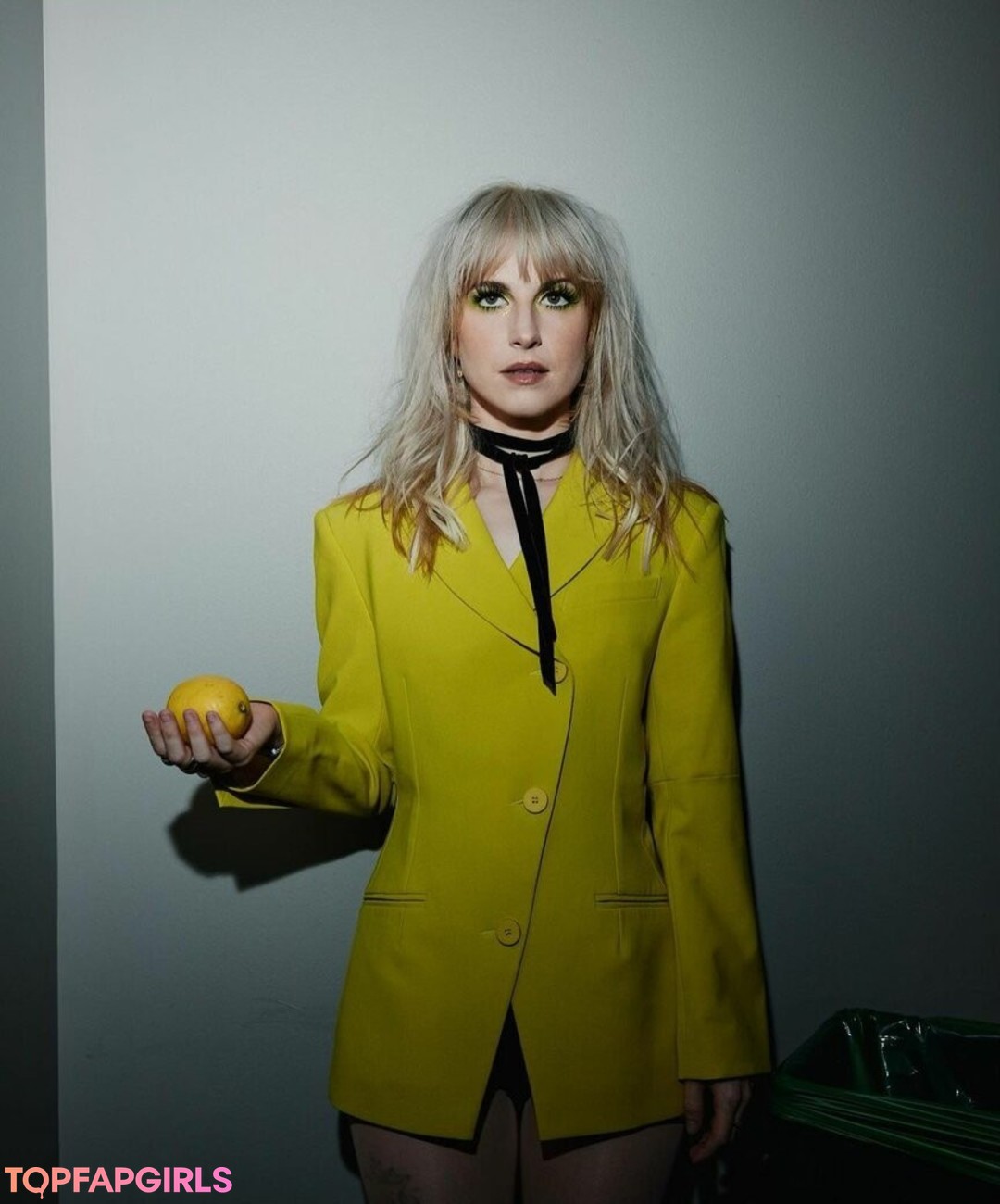 eating onlyfans hd picture