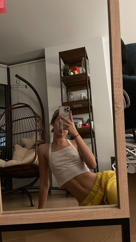 Olivia Ponton model porn photos