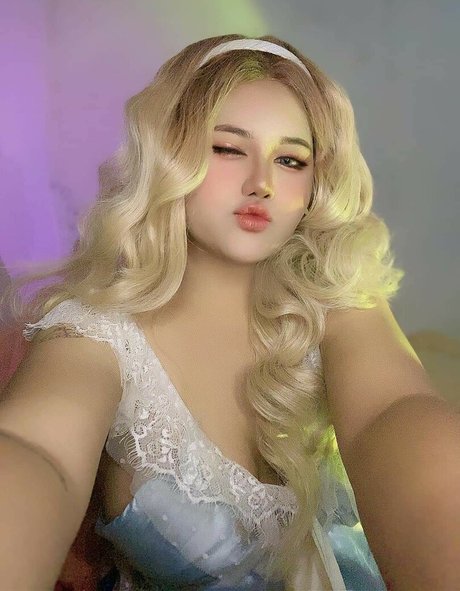 Charlotte LinLin pornstar perfect pic