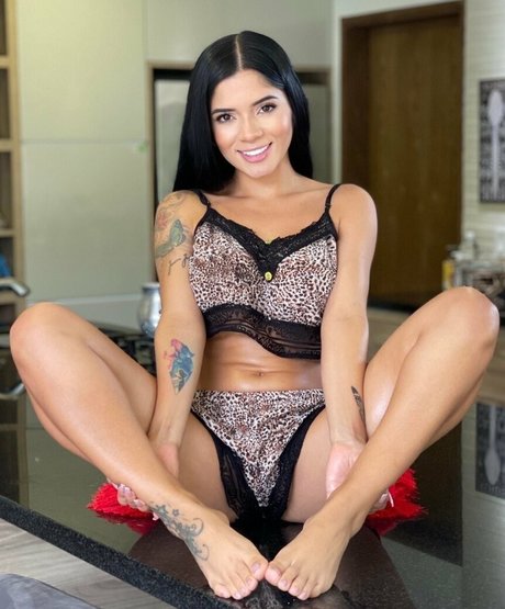 Annielust free actress photo