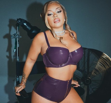 nerdy teen onlyfans sexy naked photo